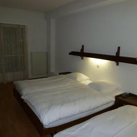 Du Stand Szálloda Martigny