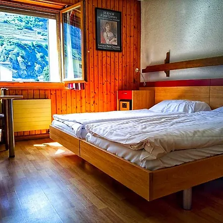 Du Stand Hotel