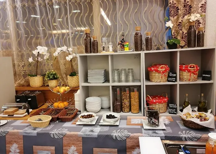 Du Stand Szálloda 2*