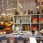 Du Stand Отель 2*