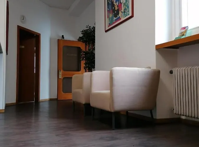 Ξενοδοχείο Du Stand 2*