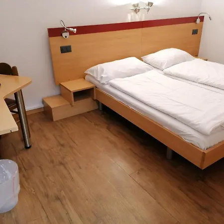 Du Stand 酒店 Martigny