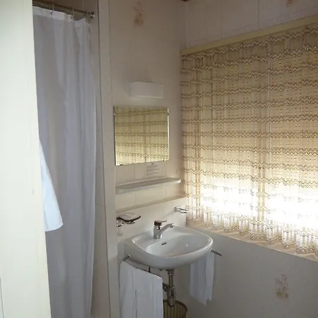 Du Stand 酒店 Martigny